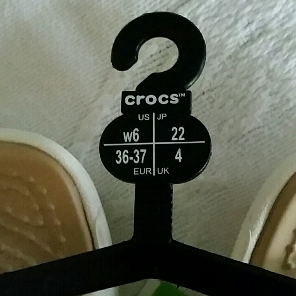 NWT Crocs - Picture 3 of 4